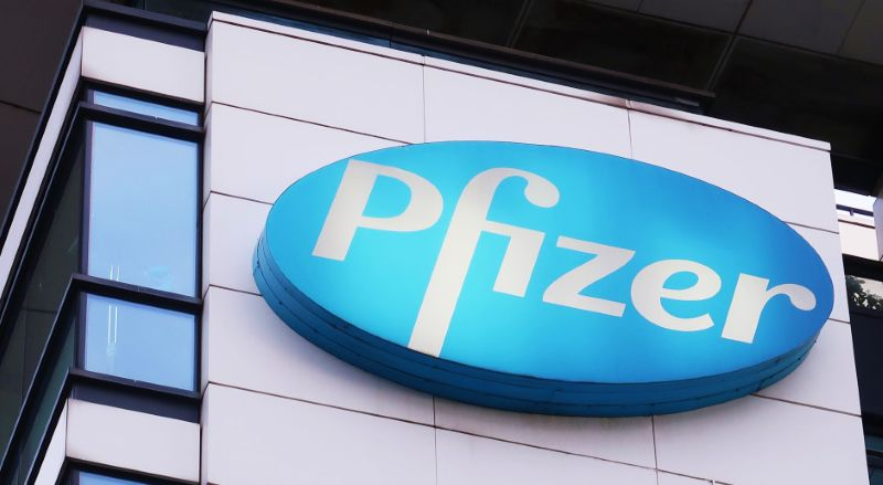 Pfizer снижает выручку и сокращает прогноз на фоне падения спроса
Pfizer снижает выручку и сокращает прогноз на фоне падения спроса